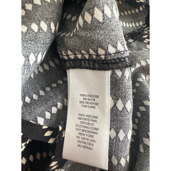 Truth By Republic Womens shirt Black White Long Sleeve Blouse Size Medium - Picture 4 of 4